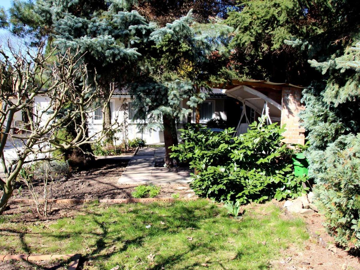 Bungalow Gartenidyll In Berlin Exteriör bild